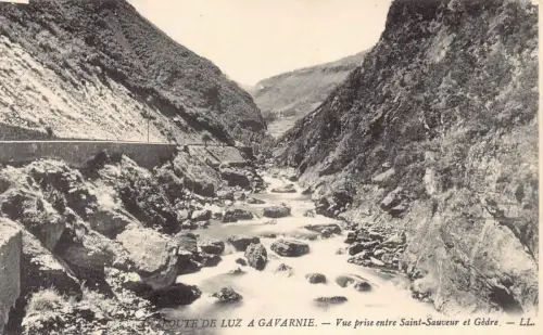 C023 Frankreich, Route de Luz a Gavarnie vue prise entre Saint-Sauveur Postkarte