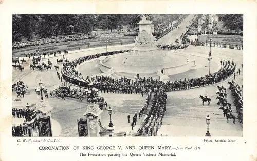 A983 Royalty Coronation of King George V Queen Mary Victoria Memorial Postkarte