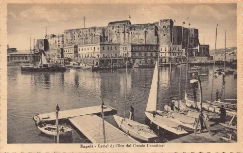 A807 Italien Neapel Napoli Castel dell'Ovo dal Circolo Canottieri Boote Postkarte