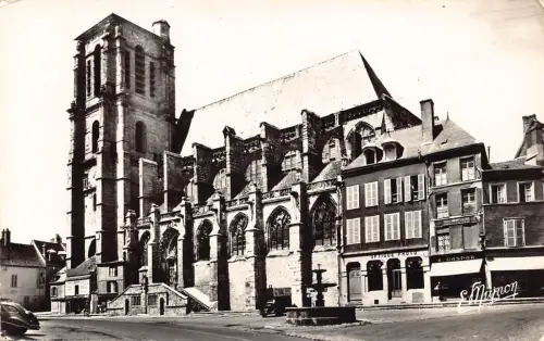 C065 Frankreich Sezanne L'Eglise St Denis 1962 RPPC Vintage Postkarte