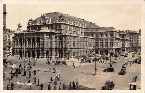 A808 Austria Wien Wien 1956 Opernhaus Autos RPPC Vintage Postkarte