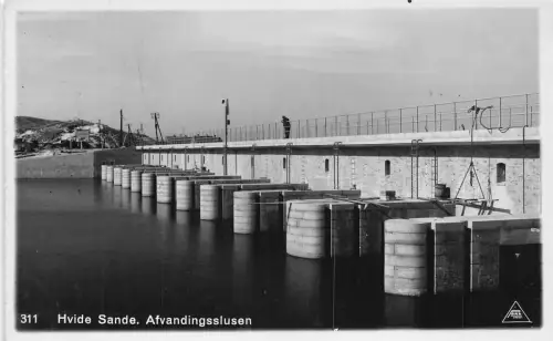 A967 Dänemark Hvide Sande Afvandingsslusen Brücke RPPC Vintage Postkarte