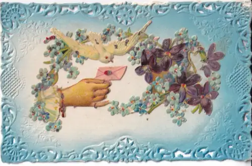 B082 Neuheit Frühling Hand hält Brief Stiefmütterchen Vergissmeinnicht Tauben Postkarte