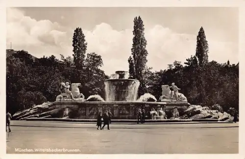 B091 Deutschland München Wittelsbacherbrunnen Brunnen RPPC Postkarte
