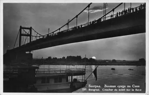 A937 Serbien Belgrad Coucher du soleil sur la Save moonlight RPPC Postkarte