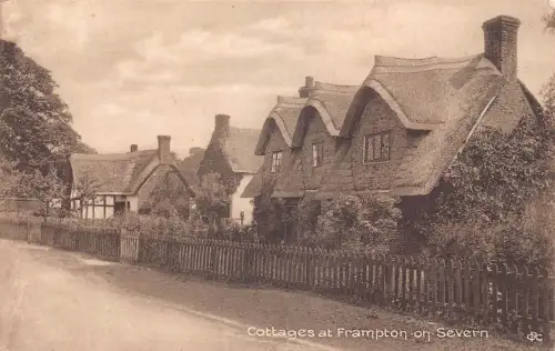 A034 England Frampton on Severn Cottages Vintage Postkarte