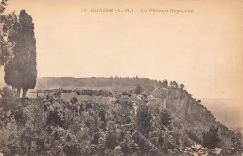 C031 Frankreich, Grasse Le Plateau Napoleon Vintage Postkarte