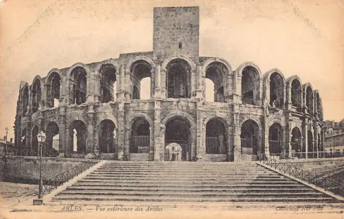 A826 Frankreich Arles Außenansicht Arena Vintage Postkarte