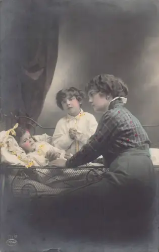 L284 Deutschland 1920 Kinder Mädchen Vintage Postkarte