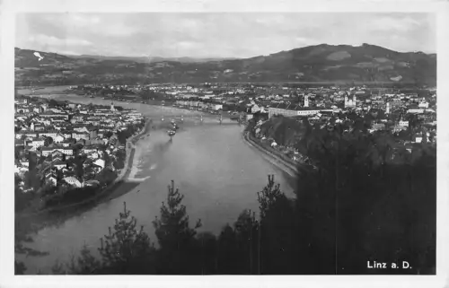 L049 Österreich Linz am Donnau Fluss Feldpost WWII Panorama RPPC Vintage Postkarte