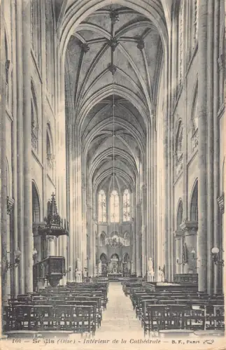 A192 Frankreich Senlis Oise Innenraum der Kathedrale Vintage Postkarte