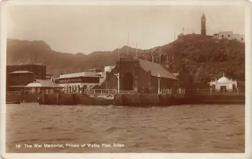 Yemen Aden The War Memorial Prince of Wales Pier RPPC Postkarte