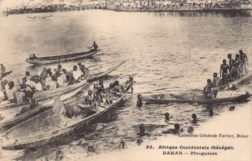 L486 Senegal Dakar Piroguiers Fischer Vintage Postkarte