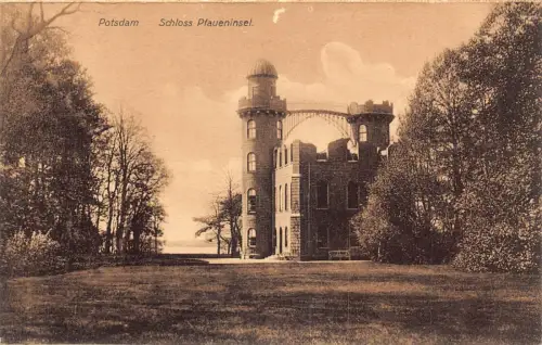 A028 Deutschland Potsdam Pfaueninsel Schloss Vintage Postkarte