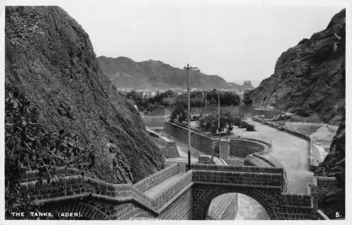 A832 Jemen The Tanks Aden Vintage Postkarte