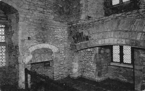 B115 England The Tower of London Bloody Tower Vintage Postkarte