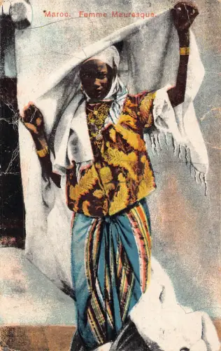 B557 Ethnische Ureinwohner Marokkanerin Femme Maureske Vintage Postkarte