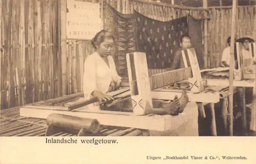 L228 Indonesien Niederländisch-Ostindien Inlandswebstuhl ethnische Vintage Postkarte