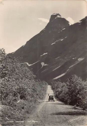 B231 Norwegen Isterdalen Mot Bispen Auto Berggipfel Oldtimer Postkarte