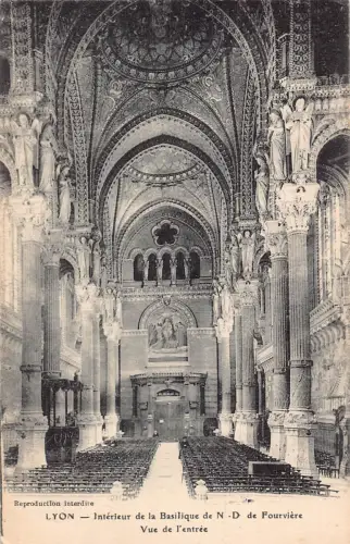 A840 Frankreich Lyon Innenraum der Kirche ND de Fourviere Eingangsansicht Vintage Postkarte