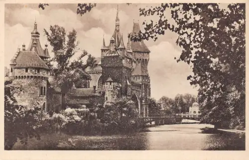 A226 Ungarn Budapest Vajdahunyad vara Schloss Vintage Postkarte