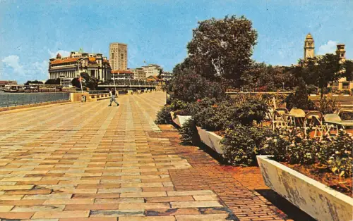 Singapore Queen Elizabeth Walk Vintage Postkarte