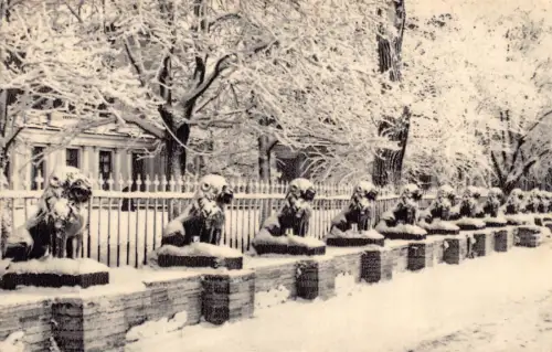 A995 Russland Moskau Leningrad Swerdlow Ufer Vorplatz Geländer Postkarte