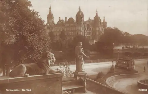 L090 Deutschland Schwerin Schloss Schloss RPPC Vintage Postkarte