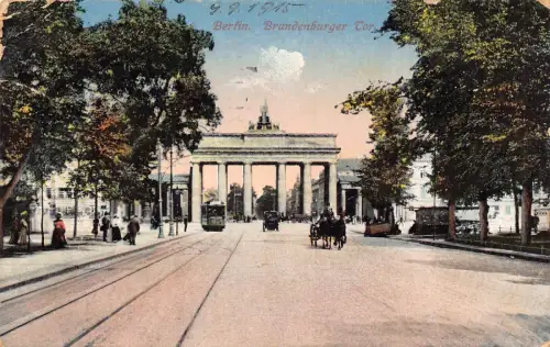 A154 Deutschland 1915 Berlin Brandenburger Tor Straßenbahn Kutsche 1. Weltkrieg Feldpostkarte