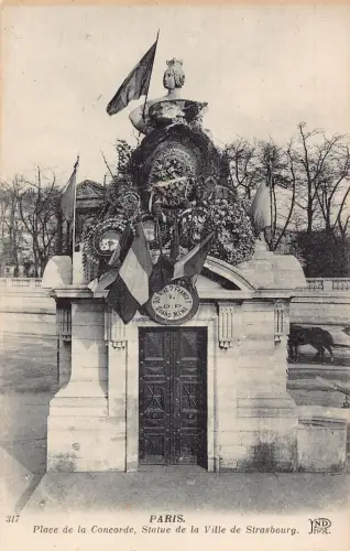 A233 Frankreich Paris Place Conorde Statue de Ville de Strasbourg Vintage Postkarte