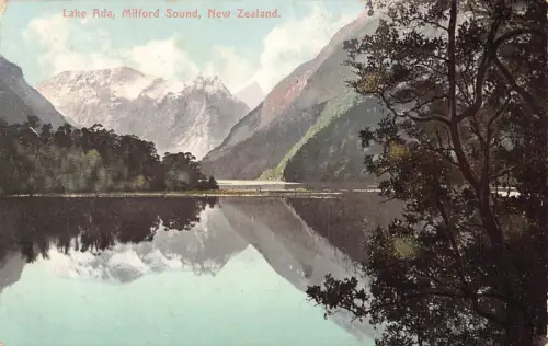 B597 Neuseeland Milford Sound Lake Ada Vintage Postkarte