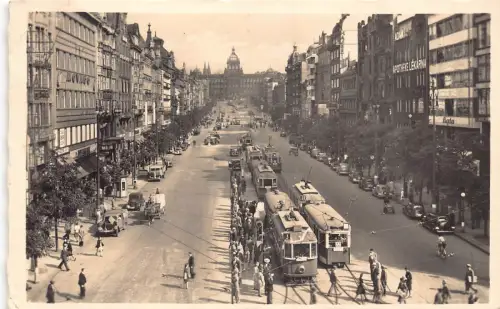 A864 Tschechien 1946 Wenzelsplatz Prag Straßenbahnen Bahnhof Wagen RPPC Oldtimer Postkarte