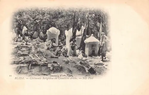 Algerien Blida Ceremonie Religieuse au Cimetiere Arabe Friedhof Postkarte B910