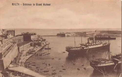 Malta Valetta 1913 Valetta Einfahrt zum Grand Harbour Dampfschiff Postkarte B911