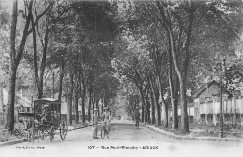 L550 Vietnam Saigon Paul Blanchy Straßenradfahrer Reisebus Vintage Postkarte