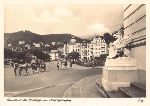 B134 Tschechien Karlsbad Karlsbad Hotel Gold Schild Postkutsche RPPC Postkarte
