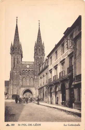 C005 Frankreich, St-Pol-de-Leon Vintage Postkarte