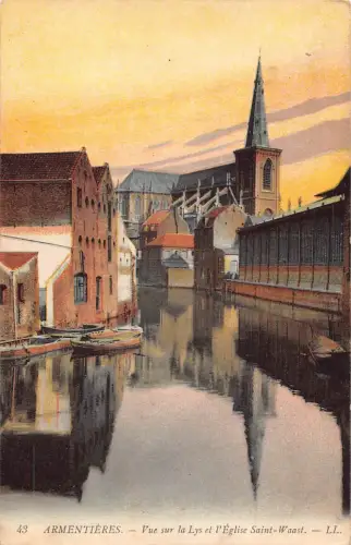 C013 Frankreich, Armentieres Vue sur la Lys et l'Eglise Saint Waas Vintage Postkarte