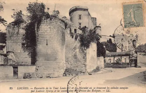 C015 Frankreich, Loches Ensamble de la Tour Louis XI 1922 Vintage Postkarte