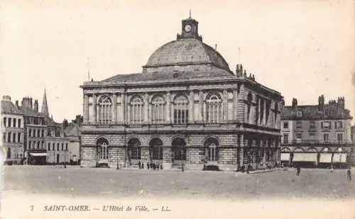 C016 Frankreich, Saint-Omer L'Hotel de Ville Vintage Postkarte