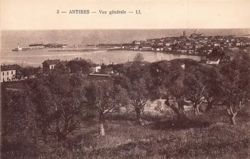 C016 Frankreich, Antibes Vue generale alte Postkarte