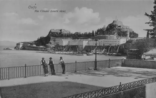 L328 Griechenland Korfu Die Zitadelle Südansicht Männer Vintage Postkarte