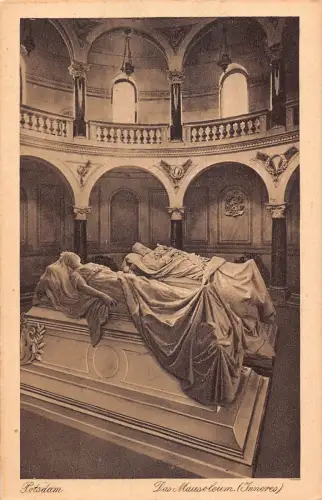 L182 Deutschland Potsdam Das Mausoleum Innengräber Vintage Postkarte