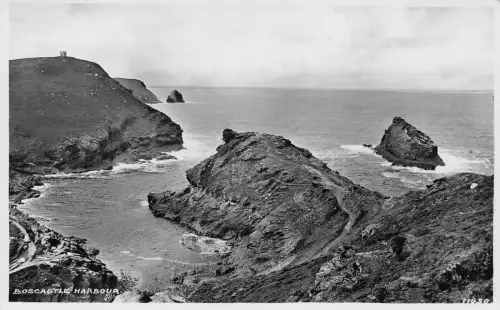 A904 England Boscastle Harbour RPPC Vintage Postkarte