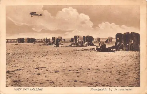B171 Niederlande Strandgezicht bij de badstoeln Strand Flugzeug Vintage Postkarte