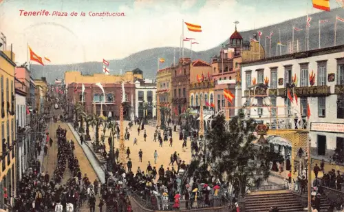 L176 Spanien Teneriffa Plaza de la Constitucion Flaggen Casino Vintage Postkarte