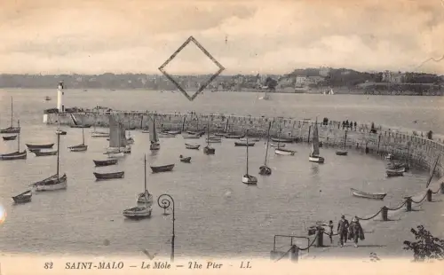 C017 Frankreich Saint Malo Gesamtansicht von Grand Bey 1951 Postkarte