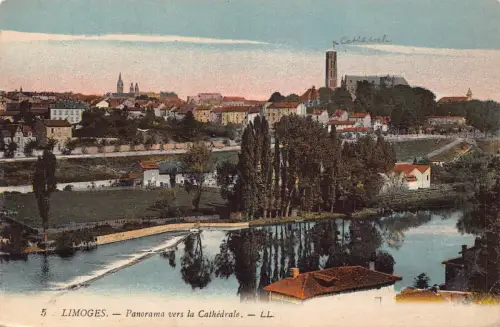 C019 Frankreich, Limoges Panorama vers la Kathedrale Vintage Postkarte