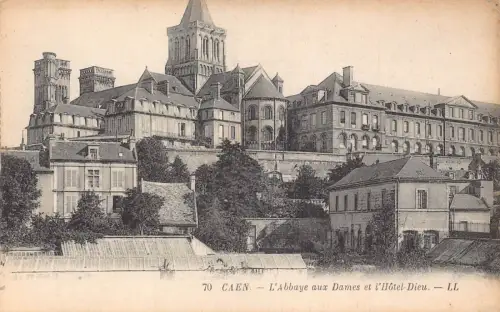 C021 Frankreich, Caen L'Abbaye aux Dames im l'Hotel Dieu Vintage Postkarte