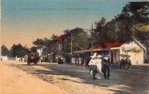 A913 Frankreich Les Sables D'Olonne Le Casino des Pins Vintage Postkarte